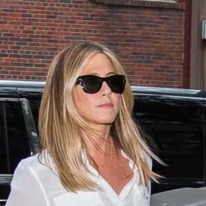 Jennifer Aniston et son mari Justin Theroux se promènent dans les rues de New York, le 28 septembre 2016