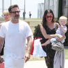 Exclusif - David Arquette se promène en famille avec sa femme Christina McLarty et leur fils Charlie à Malibu, le 24 mai 2015