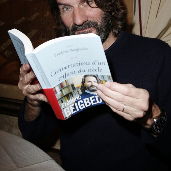Frédéric Beigbeder au 38ème cocktail des écrivains dans les salons du Fouquet's à Paris, le 26 novembre 2015. © Marc Ausset-Lacroix