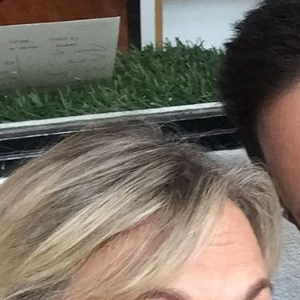 Valérie Damidot pose avec son partenaire de Danse avec les stars Christian Millette.