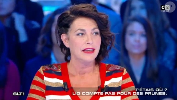 Lio invitée de "Salut les terriens" sur C8, le samedi 15 octobre 2016.