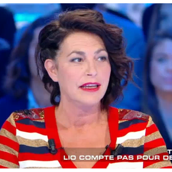 Lio invitée de "Salut les terriens" sur C8, le samedi 15 octobre 2016.