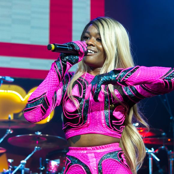 Azealia Banks - Concerts lors de l'évènement "Orange RockCorps" pour la 6e année consécutive au Trianon à Paris, le 2 juillet 2014. Le principe est simple : permettre à 1500 volontaires âgés de 16 ans minimum de donner 4 heures de leur temps à une association locale afin d'obtenir des places pour un concert unique qui leur est réservé. Cet évènement permet donc de sensibiliser et d'encourager les jeunes à s'impliquer davantage auprès des associations.