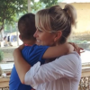 Laeticia Hallyday au Vietnam avec les enfants qu'elle aide grâce à sa fondation La Bonne Etoile, octobre 2016.