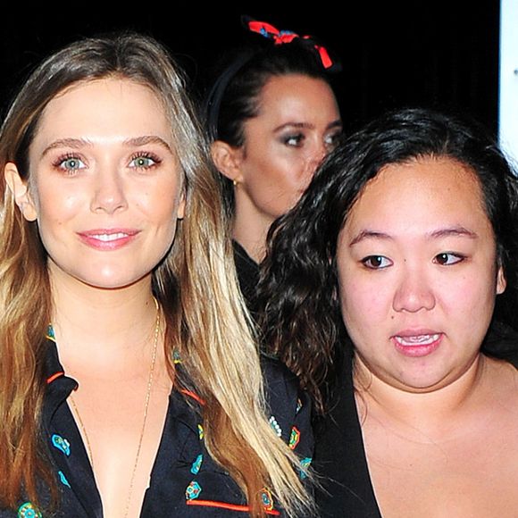 Elizabeth Olsen assiste à la soirée de lancement de la collection Kenzo x H&M à New York le 19 octobre 2016.