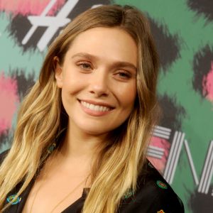 Elizabeth Olsen assiste à la soirée de lancement de la collection Kenzo x H&M à New York le 19 octobre 2016.