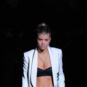 Sofia Richie au défilé de mode "Dolce & Gabbana" Prêt à Porter collection printemps/été 2017 lors de la Fashion Week de Milan, Italie, le 25 septembre 2016.