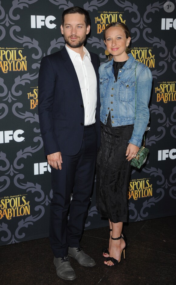 Tobey Maguire and Jennifer Meyer à la Soiree de presentation de la serie "The Spoils of Babylon" a Los Angeles, le 7 janvier 2014