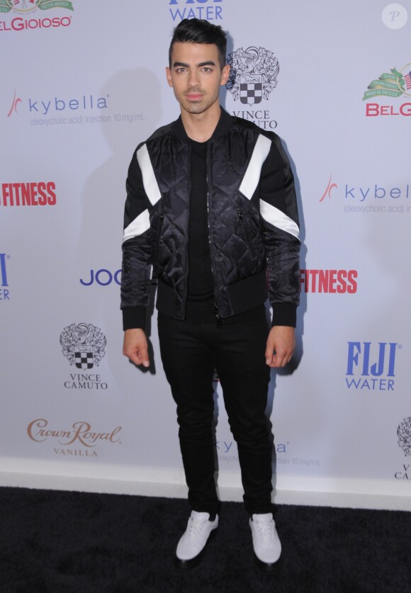 Joe Jonas à la soirée Men's Fitness à Los Angeles, le 10 octobre 2016 © Birdie Thompson/AdMedia via Zuma/Bestimage