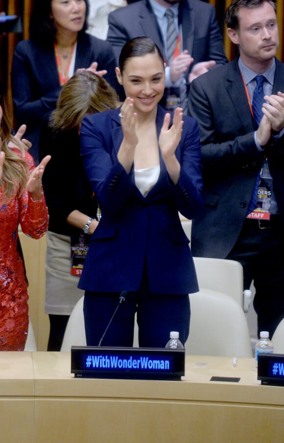 Gal Gadot - L'ONU a officiellement intronisé Wonder Woman, fameux personnage de comics et super-héroïne la plus célèbre au monde, comme Ambassadrice honoraire pour l'autonomisation des femmes et des filles, lors d'une réunion à l'ONU, New York, le 21 octobre 2016.