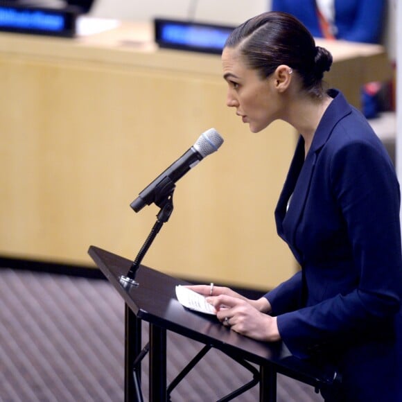 Gal Gadot - L'ONU a officiellement intronisé Wonder Woman, fameux personnage de comics et super-héroïne la plus célèbre au monde, comme Ambassadrice honoraire pour l'autonomisation des femmes et des filles, lors d'une réunion à l'ONU, New York, le 21 octobre 2016.