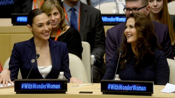 Gal Gadot et Lynda Carter : Les deux Wonder Woman réunies sur fond de polémique