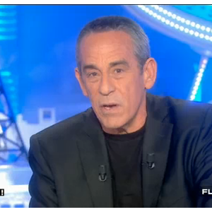 Thierry Ardisson parle au violeur présumé de Flavie Flament dans "Salut les terriens" sur Canal+, le 22 octobre 2016.