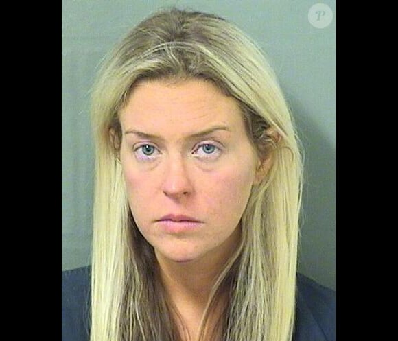 Kate Major, l'épouse de Michael Lohan, a été arrêtée dimanche 23 octobre 2016 après avoir agressé un agent de police à Palm Beach (Floride). Alcoolisée, elle a également été placée en cellule de dégrisement pour "trouble à l'ordre public".
