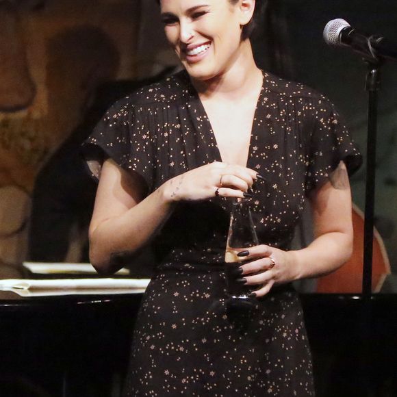 Rumer Willis en concert au Cafe Carlyle à New York le 7 avril 2016.