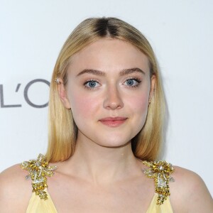 Dakota Fanning à la cérémonie des Elle Women in Hollywood Awards au Four Seasons Hotel à Beverly Hills, Los Angeles, le 24 octobre 2016