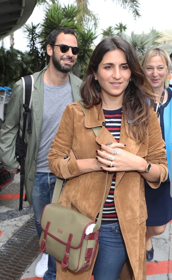Géraldine Nakache (enceinte) et son mari Jérôme arrivent à l'aéroport de Nice à l'occasion du 69ème Festival International du Film de Cannes. Le 11 mai 2016