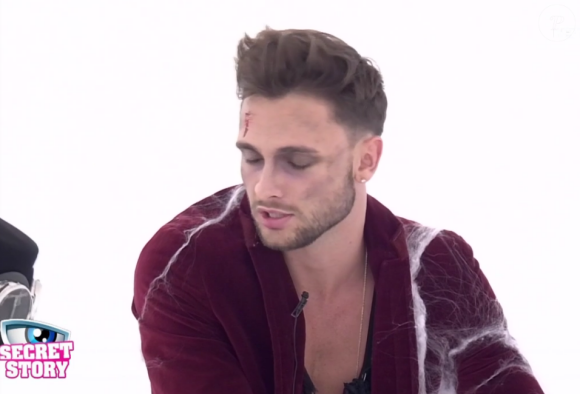 Bastien - "Secret Story 10" sur NT1, le 27 octobre 2016.