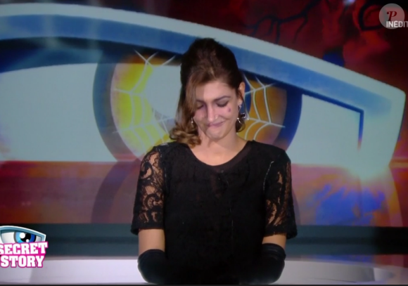 Mélanie - "Secret Story 10" sur NT1, le 27 octobre 2016.