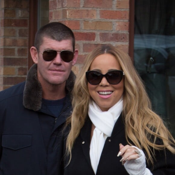 Exclusif - Mariah Carey et son compagnon James Packer passent leurs vacances à la station de Aspen le 19 décembre 2015.