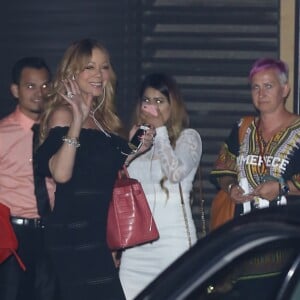 Mariah Carey à la sortie du restaurant Nobu. Le 19 octobre 2016 à Malibu