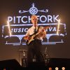 Porches - Jour 2 - Pitchfork Music Festival 2016 à la Grande Halle de la Villette à Paris, le 28 octobre 2016.