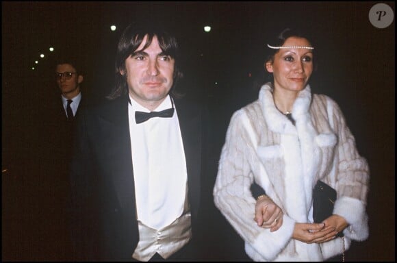 Serge Lama et sa femme Michèle lors d'une soirée à Paris en octobre 1982