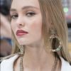 Lily-Rose Depp - People au défilé de mode "Chanel", collection prêt-à-porter Printemps-Eté 2017 au Grand Palais à Paris, le 4 octobre 2016. © Olivier Borde / Bestimage