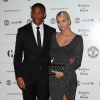 Anthony Martial et sa compagne Mélanie da Cruz sont appa­rus pour la première fois en public au photocall du dîner de gala "The United for UNICEF" au stade Old Trafford à Manchester, Royaume Uni, le 31 octobre 2016.