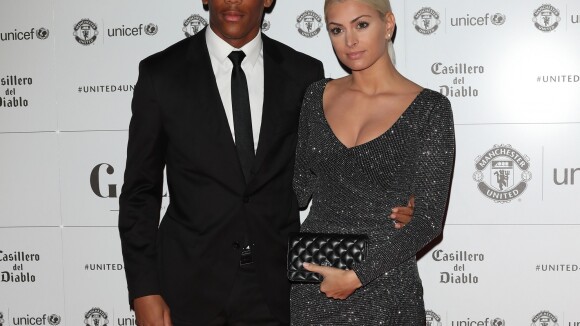 Mélanie Da Cruz et Anthony Martial couple glamour pour sa 1re sortie officielle