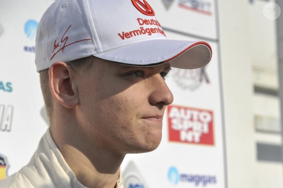 Mick Schumacher, le fils de Michael Schumacher, remporte le grand prix de Monza en formule 4 à Monza le 30 octobre 2016.