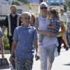 Gwen Stefani est allée à l'église et a fait du shopping avec ses enfants Kingston, Zuma et Apollo Rossdale à Studio City, le 25 septembre 2016