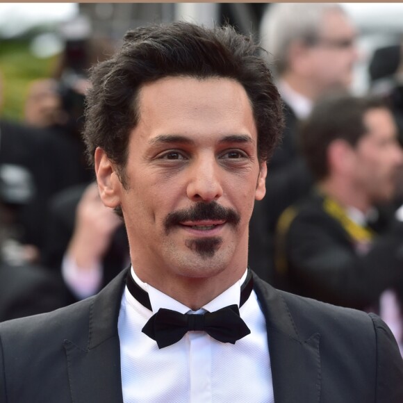 Tomer Sisley - Montée des marches du film "Money Monster" lors du 69e Festival International du Film de Cannes. Le 12 mai 2016. © Giancarlo Gorassini/Bestimage