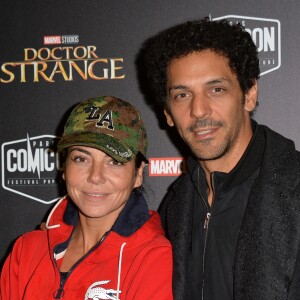 Sandra Zeitoun de Matteis et son compagnon Tomer Sisley - Avant-première du film "Doctor Strange" à la Grande halle de la Villette à Paris, France, le 23 octobre 2016. © Veeren/Bestimage