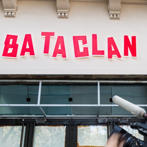 La nouvelle façade du Bataclan à Paris, le 27 octobre 2016, avant sa réouverture le 16 novembre avec un concert de Peter Doherty.