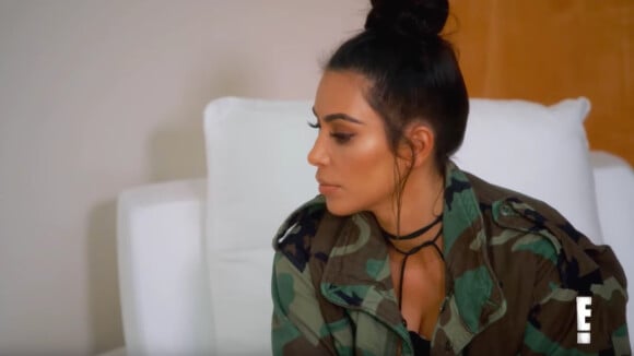 Kendall Jenner explique à sa soeur Kim Kardashian qu'elle souffre de paralysie du sommeil. Vidéo publiée sur Youtube, le 4 novembre 2016