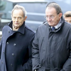 Jean-Pierre Pernaut et son son frère le docteur Jean-François Pernault - Cérémonie religieuse des obsèques de Françoise Pernaut (Pillot) en la cathédrale Notre-Dame d'Amiens, France, le 19 octobre 2016. © Agence/Bestimage