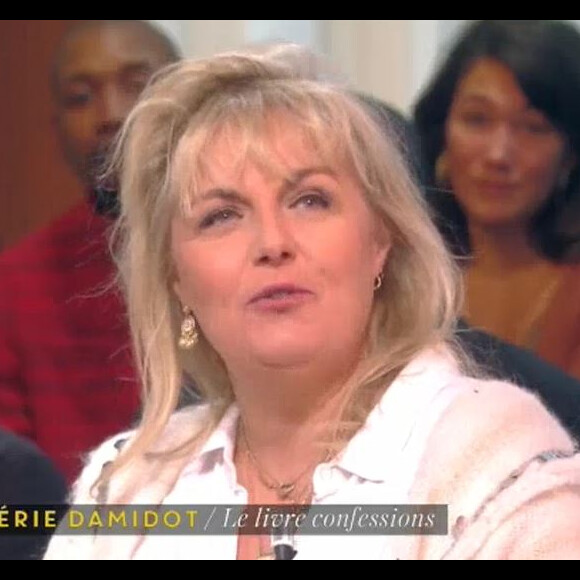 Valérie Damidot se confie sur l'élimination de Sylvie Tellier dans "Danse avec les stars 7" - "La Nouvelle Edition, lundi 7 novembre 2016, sur C8