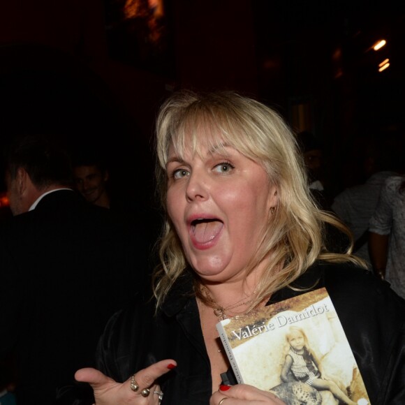 Valérie Damidot lors de la soirée de lancement du livre de Valerie Damidot "Le coeur sur la main, le doigt sur la gachette" au Buddha-Bar à Paris, France, le 2 novembre 2016. © Rachid Bellak/Bestimage
