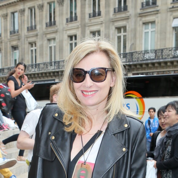 Valérie Trierweiler au défilé de mode "Alexis Mabille", collection Haute-Couture automne-hiver 2015/2016, à l'Opéra Garnier à Paris, le 8 juillet 2015