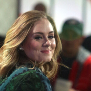 La chanteuse Adele sur le plateau du "Today Show" à New York le 25 novembre 2015.