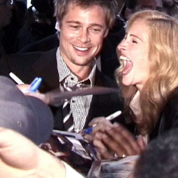 Brad Pitt et Julia Roberts à Los Angeles en décembre 2001.