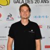 Yannick Agnel à la soirée de gala des 20 ans de l'association "Fête le Mur" de Yannick Noah au Chalet des Iles à Paris le 9 novembre 2016.