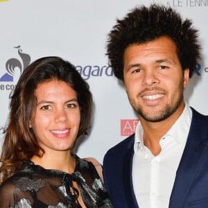 Jo-Wilfried Tsonga et sa compagne Noura (enceinte) à la soirée de gala des 20 ans de l'association "Fête le Mur" de Yannick Noah au Chalet des Iles à Paris le 9 novembre 2016.