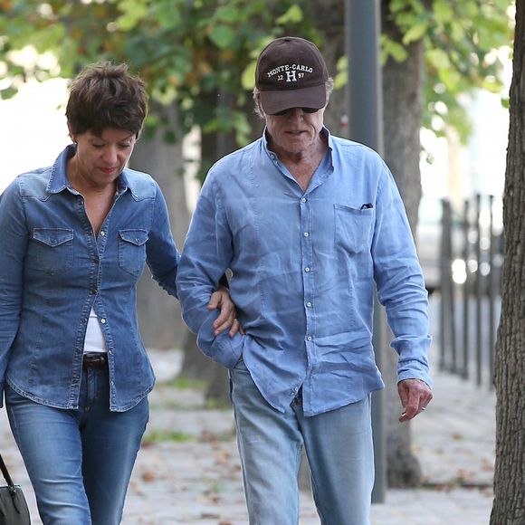 Exclusif - Robert Redford et sa femme Sibylle Szaggars ont visite le musee du cheval apres un dejeuner a Chantilly, le 21 octobre 2013.