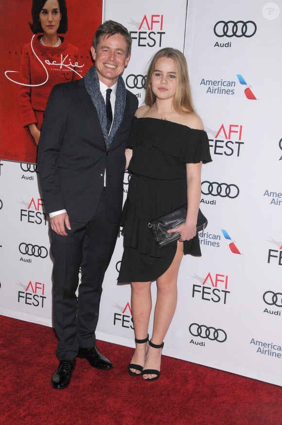 Caspar Phillipson et sa fille à la première de 'Jackie' à Hollywood, le 14 novembre 2016