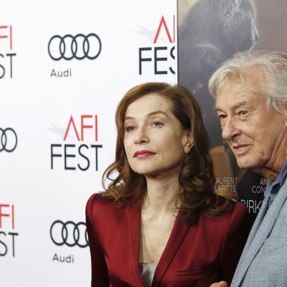 Isabelle Huppert et Paul Verhoeven (réalisateur du film "Elle") - Isabelle Huppert reçoit un hommage lors du festival international du film de Los Angeles (AFI Fest) et projection du film "Elle", le 13 novembre 2016.