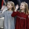 La princesse Leonor des Asturies et l'infante Sofia d'Espagne accompagnaient le roi Felipe VI et la reine Letizia le 17 novembre 2016 au Parlement (Palacio de los Cortes) à Madrid pour l'inauguration de la XIIe Législature de l'Espagne.