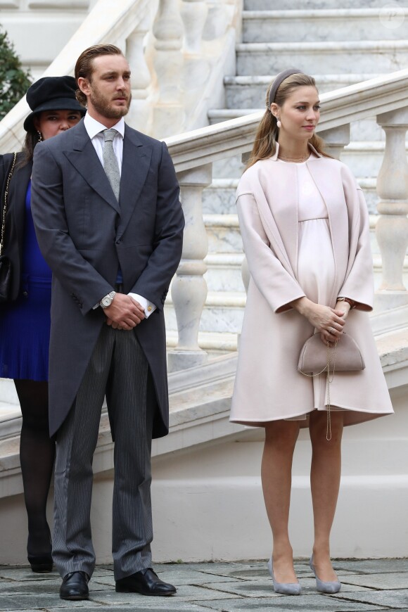 Pierre Casiraghi et sa femme Beatrice Borromeo, enceinte de six mois de leur premier enfant, ont pris part avec la famille princière de Monaco aux célébrations de la Fête nationale monégasque le 19 novembre 2016. © Olivier Huitel / Crystal Pictures / Pool Restreint Monaco / Bestimage