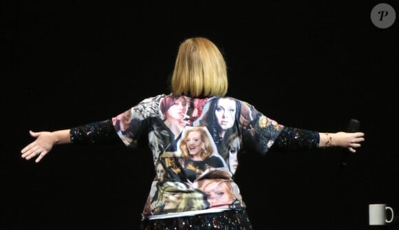 Adele à la Talking Stick Arena de Phoenix, en Arizona, le 21 novembre 2016